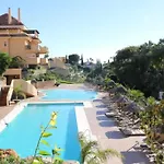 Laegenhet Med 4 Pooler, Gym, Restaurang & Spa Jaette Naera Puerto Banus & Golf