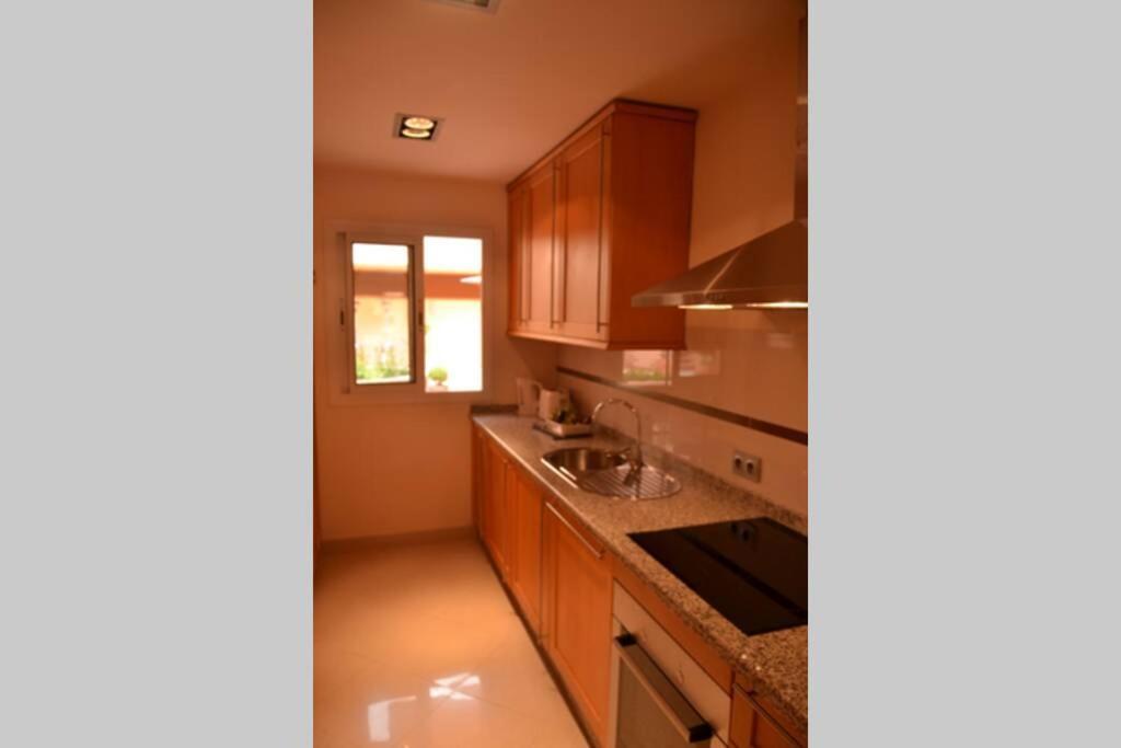 Apartament Lagenhet Med 4 Pooler, Gym, Restaurang & Jatte Nara Puerto Banus & Golf *