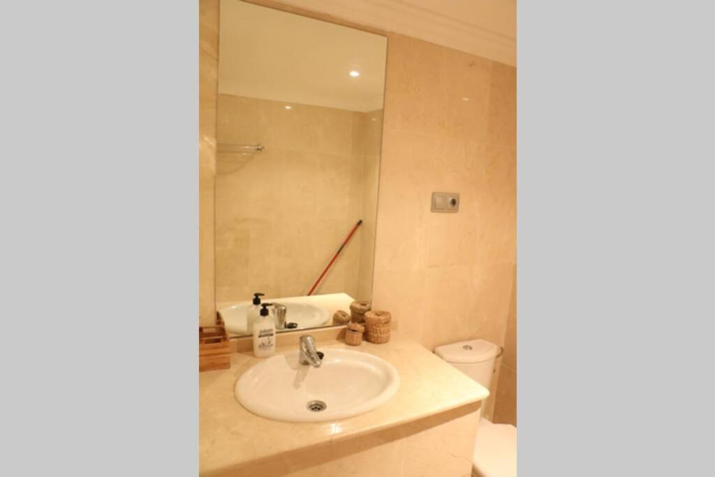 Apartament Lagenhet Med 4 Pooler, Gym, Restaurang & Jatte Nara Puerto Banus & Golf *